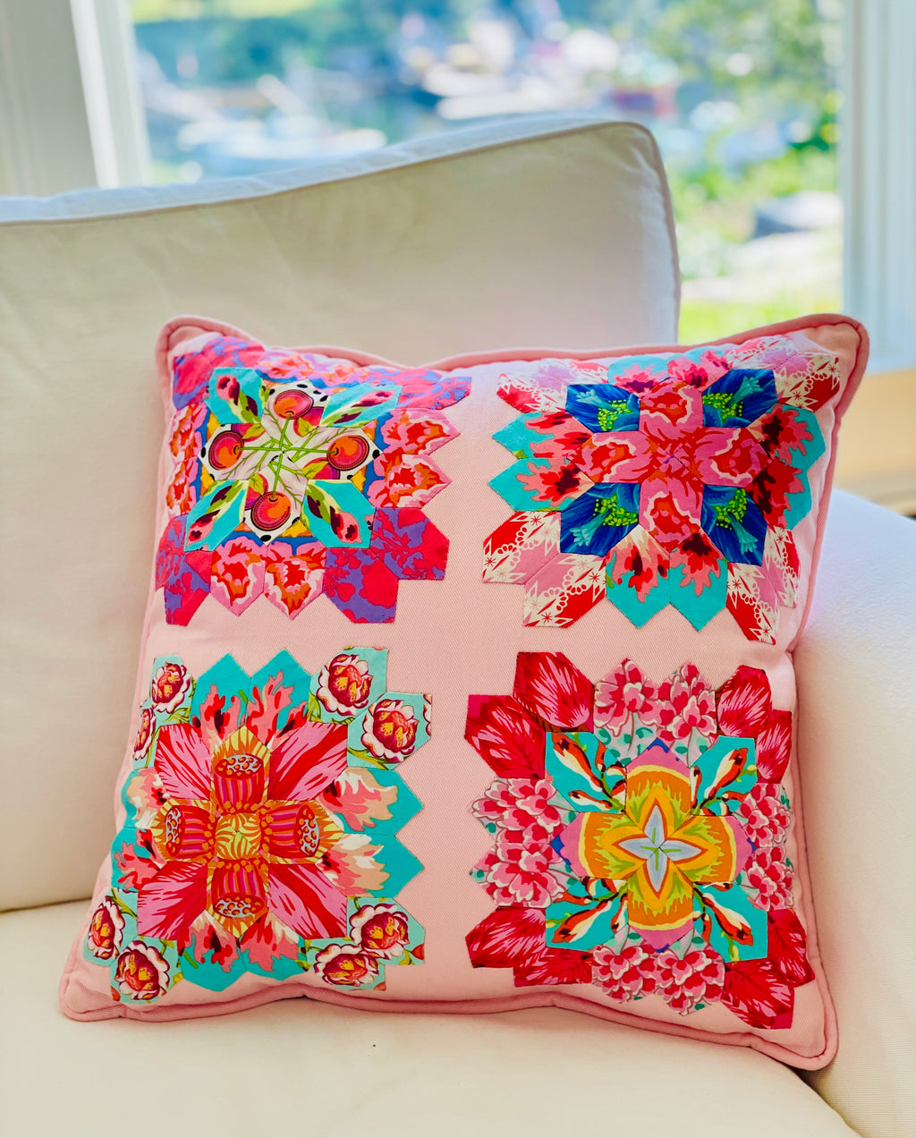 Appliqué Pillow P2
