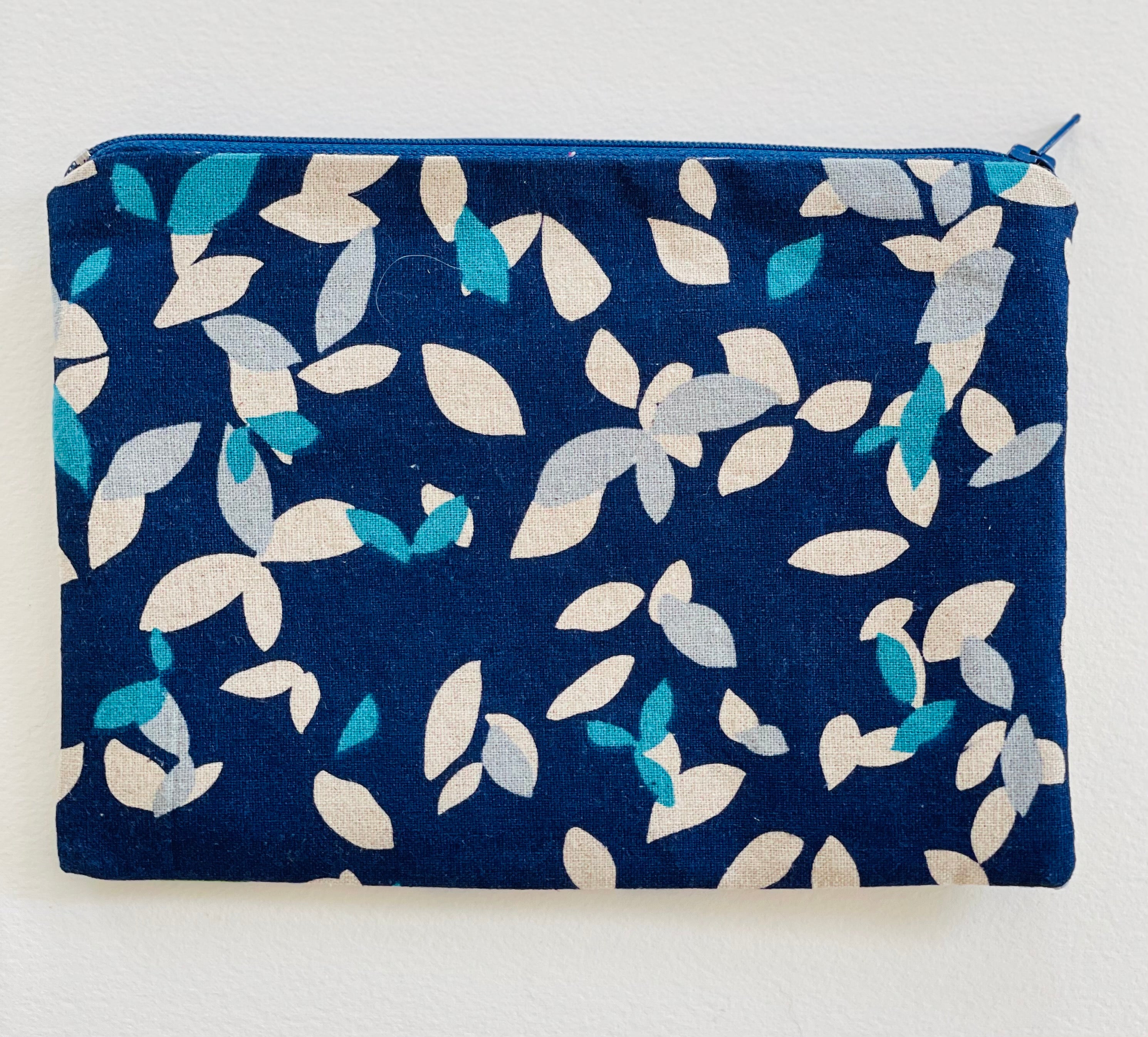 Medium Zip Pouch  9