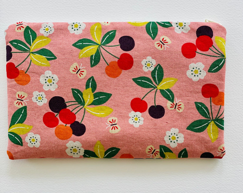 Medium Zip Pouch 14