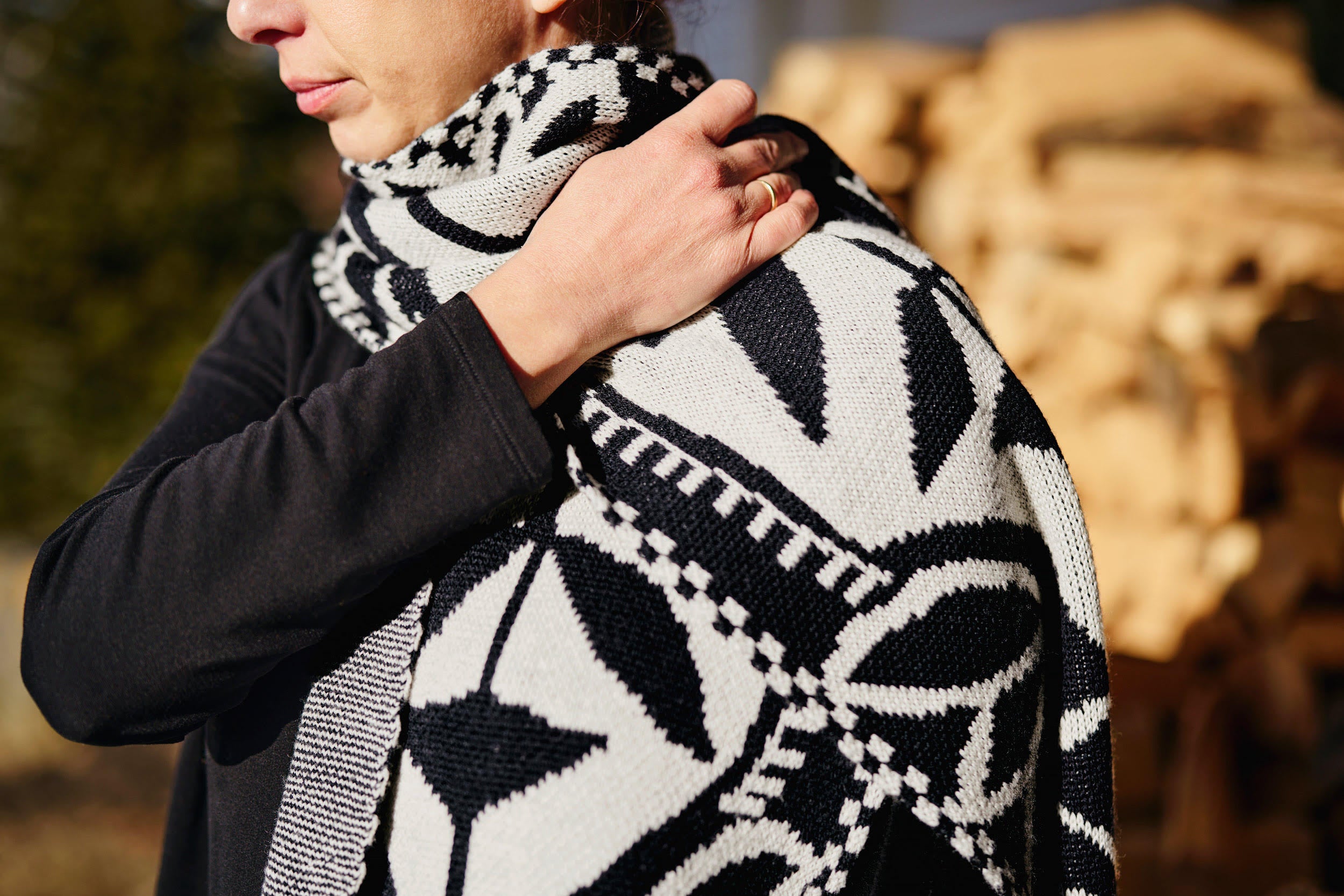 "Silhouette" Black & White Merino Wool Scarf