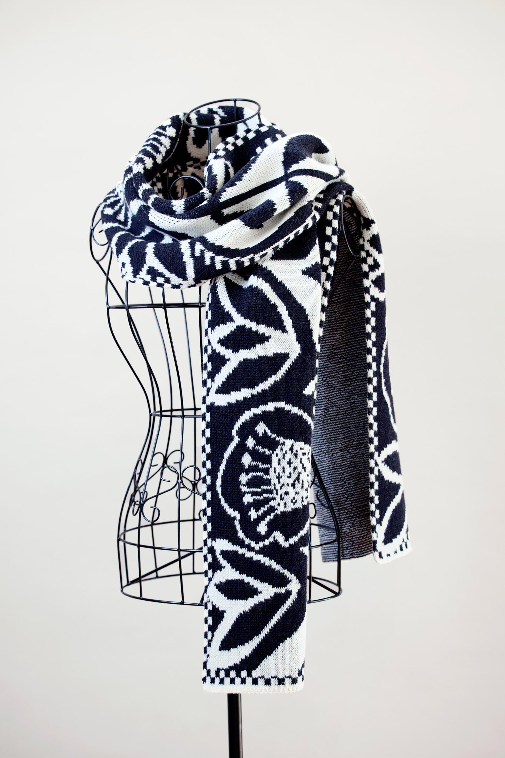 "Silhouette" Black & White Merino Wool Scarf